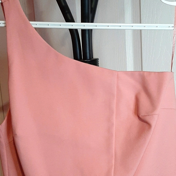 Dress - Picture 5 of 5